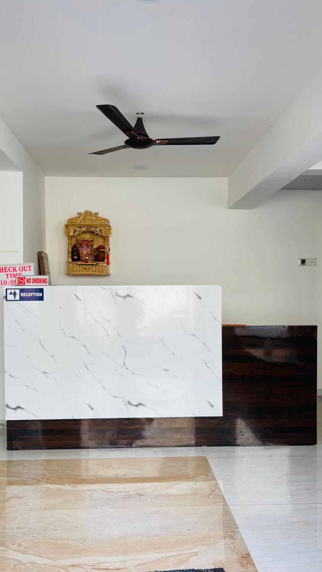 Devka House Hotel Daman Bagian luar foto